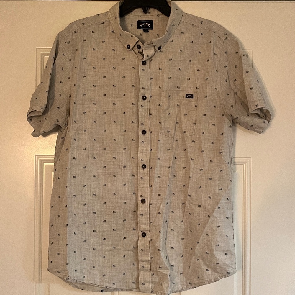 Billabong Short Sleeve Button-Down - Cream (L)